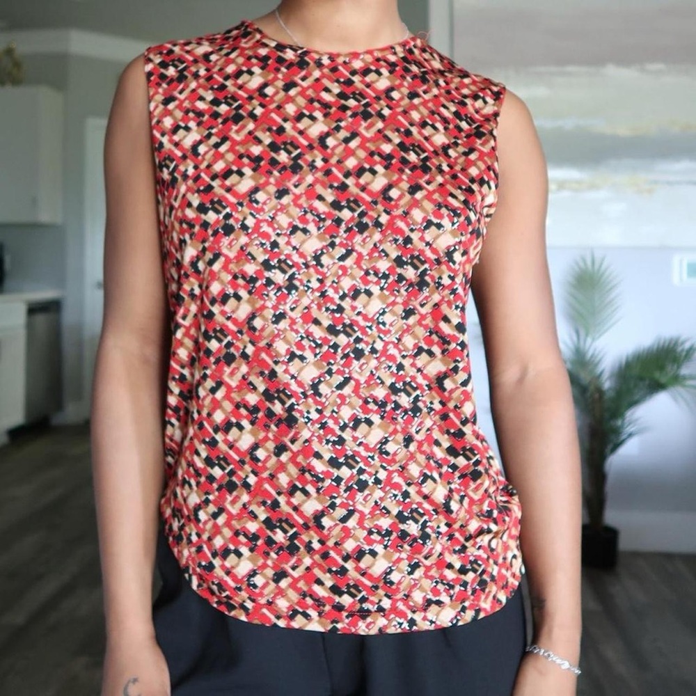 Red Geometric Sleeveless Women's Tank Top